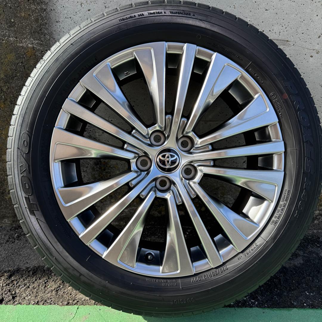 TOYOTA HARRIER Zグレード 純正19インチ タイヤホイールセット