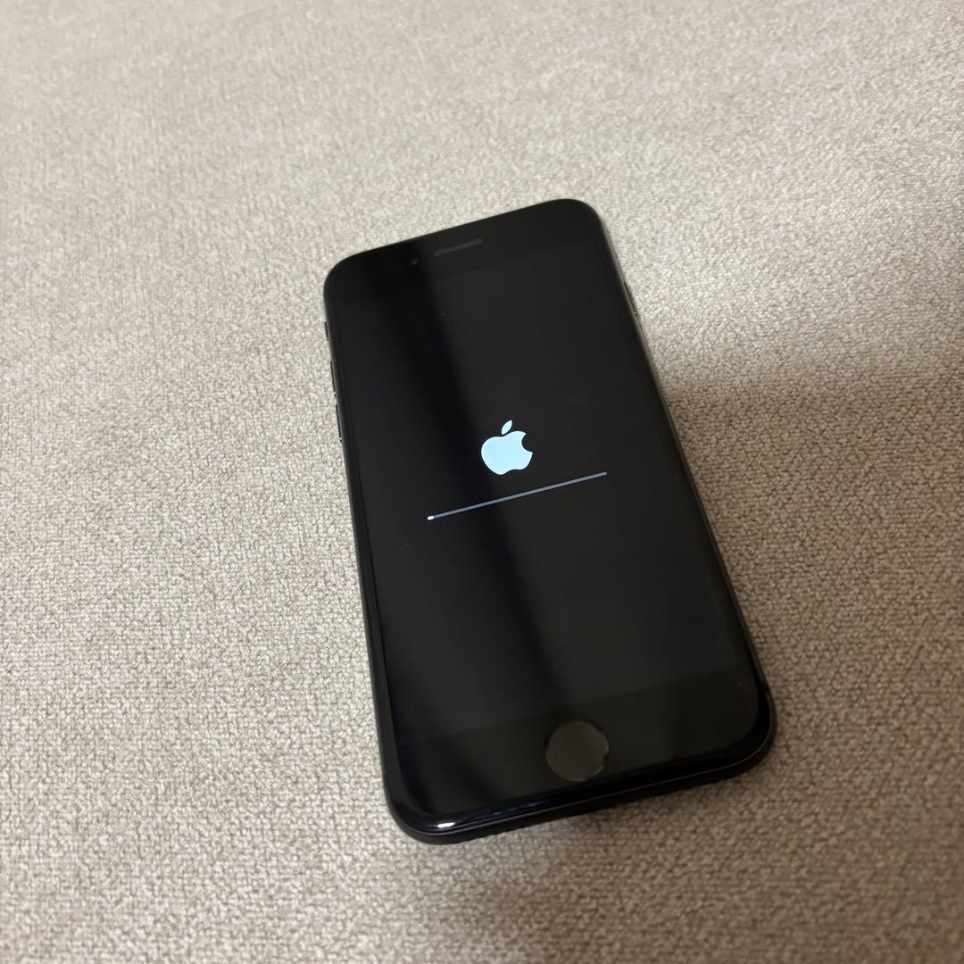 Apple iPhone 8 スペースグレー64GB本体
