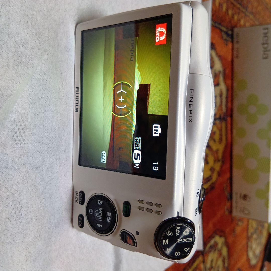 FinePix F820EXRジャンク