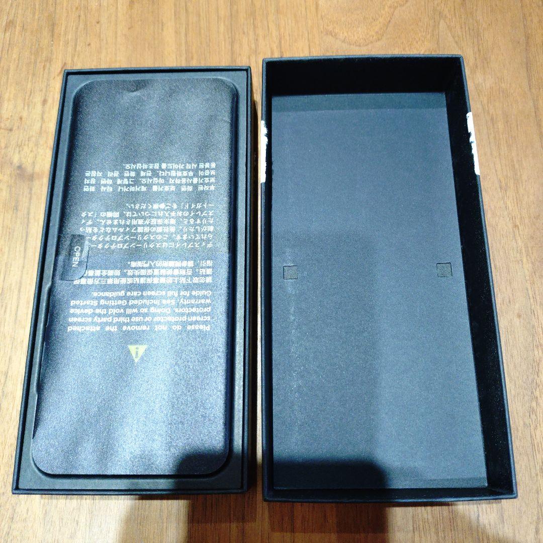 motorola razr 40 ULTRA 本体