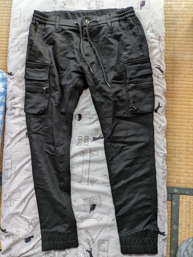 ウノピゥリラックスカーゴパンツ