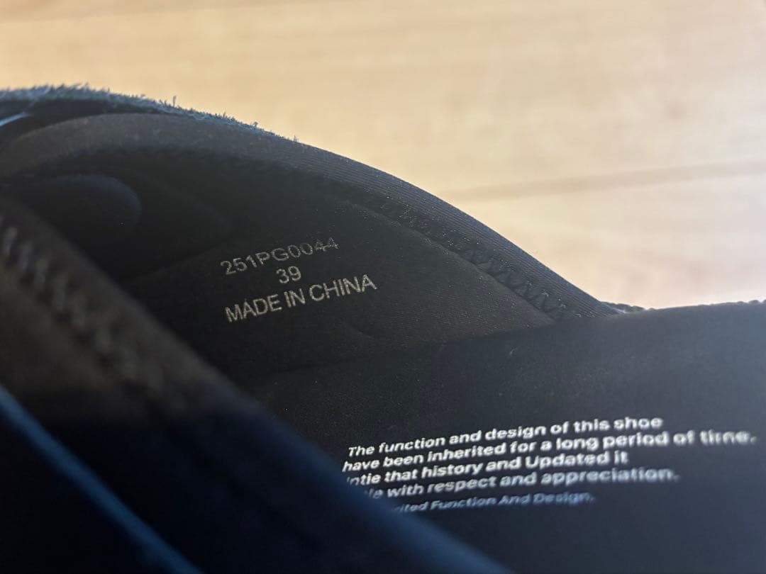 pg PLAYGROUND EMPTY ブラック 39サイズ