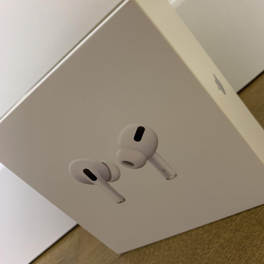 【ケース付き】Apple AirPods Pro