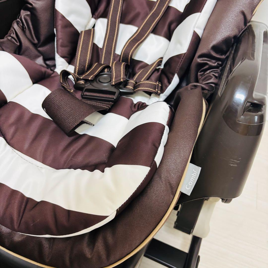 Combi ネムリラ4キャス AT 電動ハイローチェア オートスイング テーブル