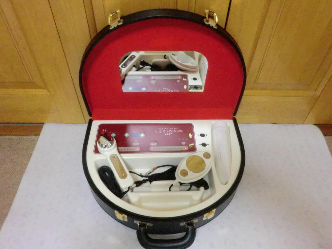 多機能美容器 ルシーダデラックス★超音波・低周波イオン導入■美肌痩身/業務