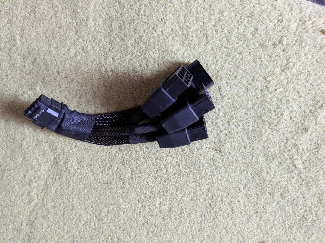 ZOTAC RTX4090 trinityジャンク品（動作はします）くんちゃみ様