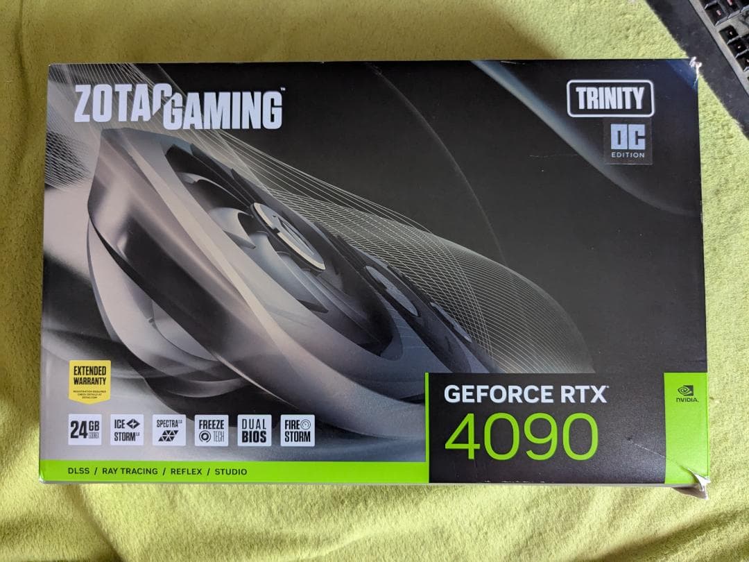 ZOTAC RTX4090 trinityジャンク品（動作はします）くんちゃみ様