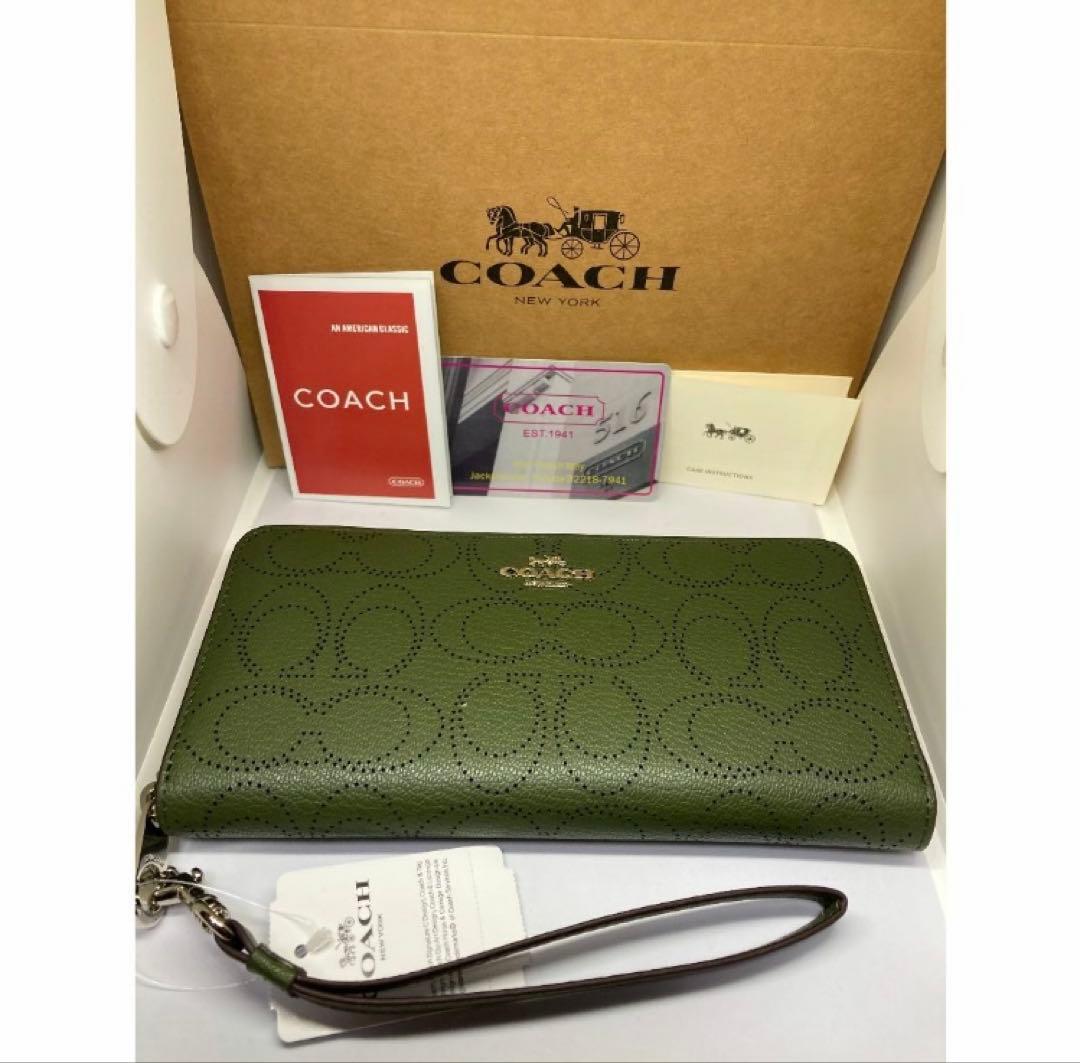 COACH　コーチ　C4715　長財布　パフォレイテッド　シグネチャー