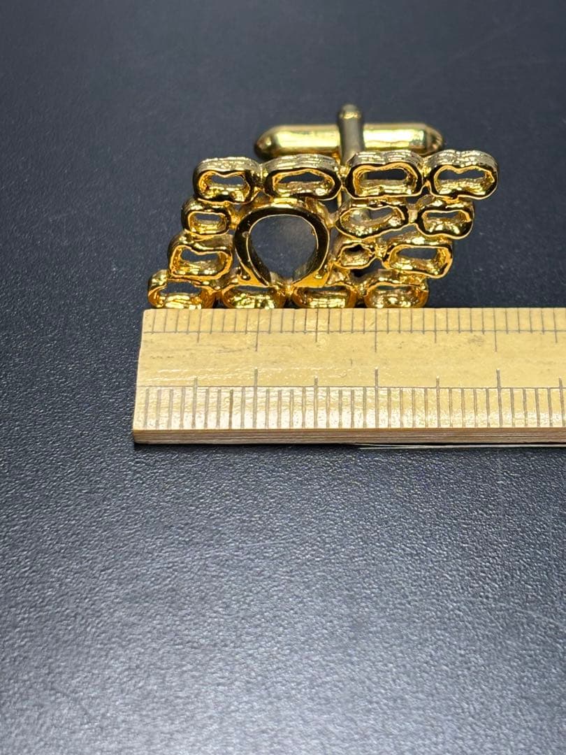 【希少品】オメガ OMEGA Ω 立体ロゴカフス カフリンクス ゴールド ボタン