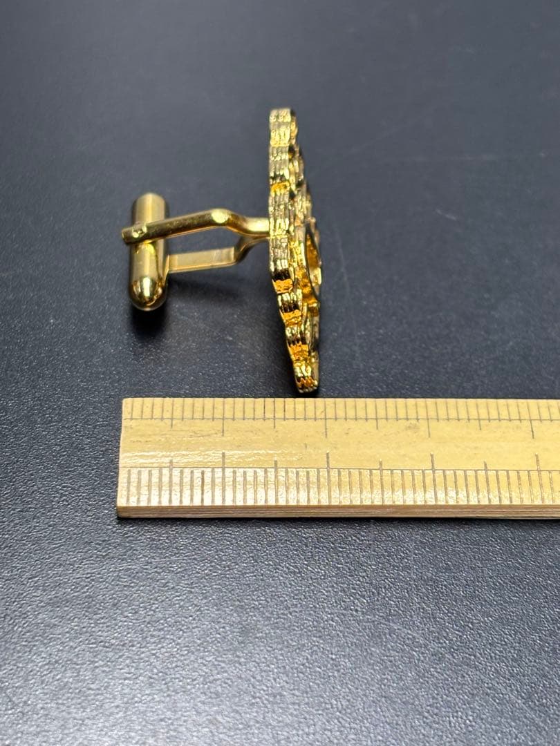 【希少品】オメガ OMEGA Ω 立体ロゴカフス カフリンクス ゴールド ボタン