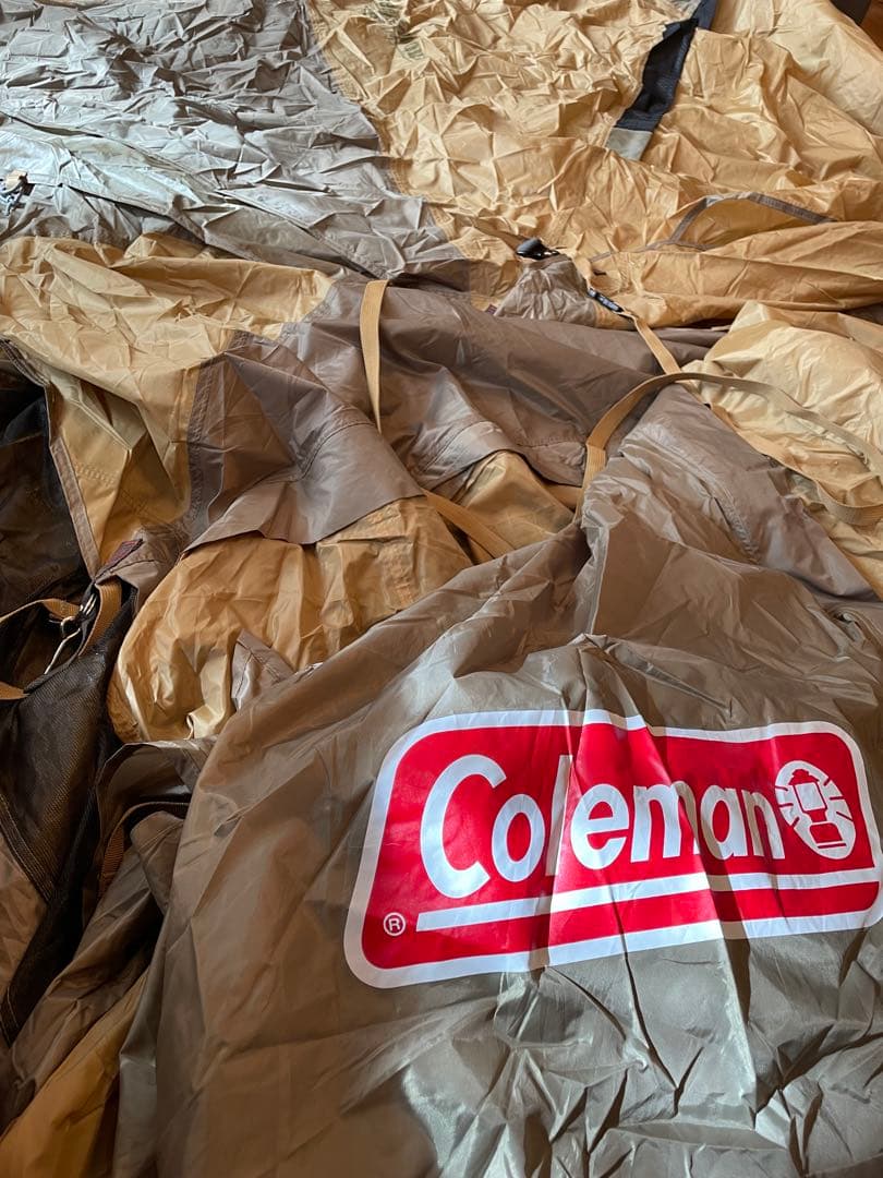 Coleman/RoundScreen 2-Room オリーブ/コヨーテ