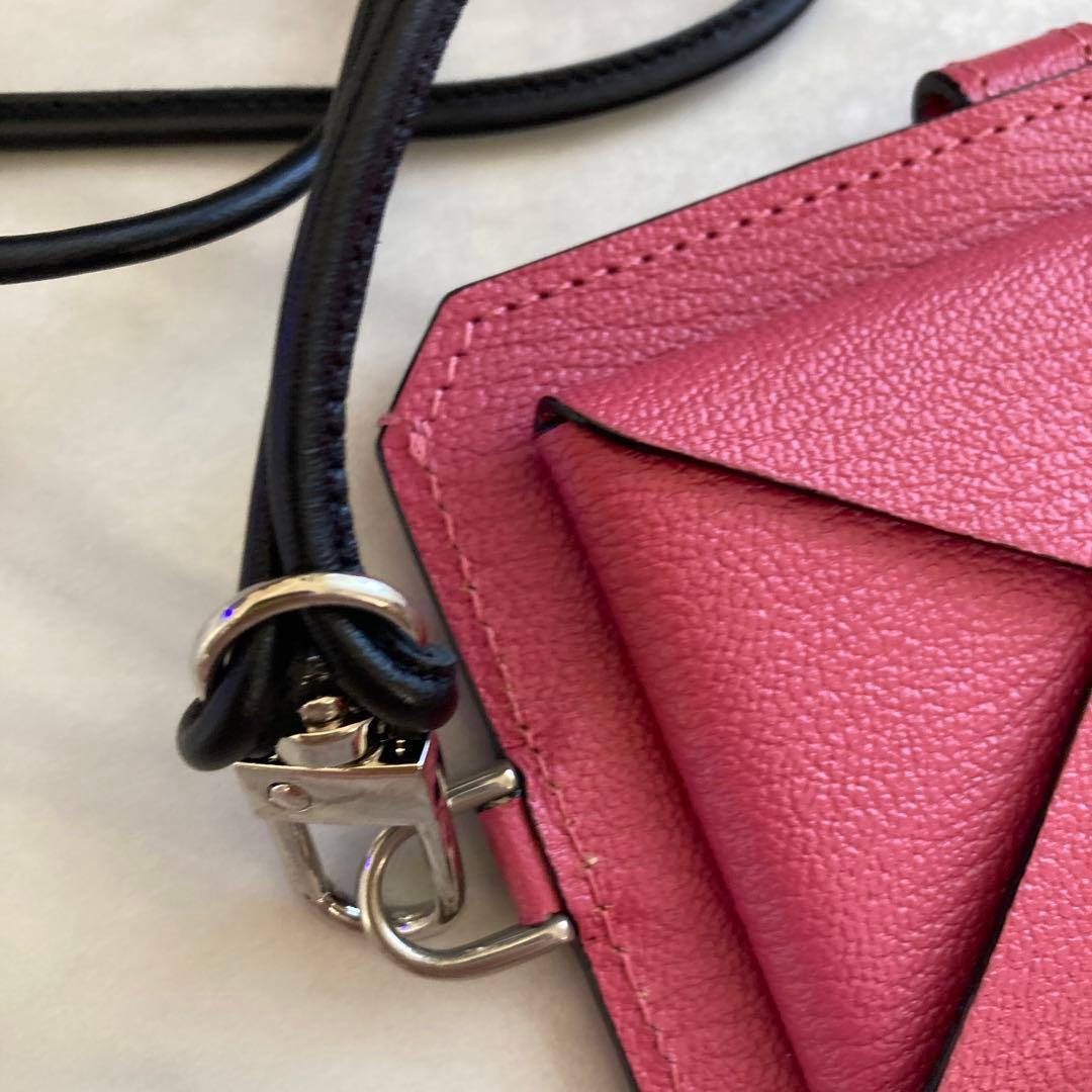 【新品未使用】定価3万円ラルコバレーノ　スマートミニネックウォレット