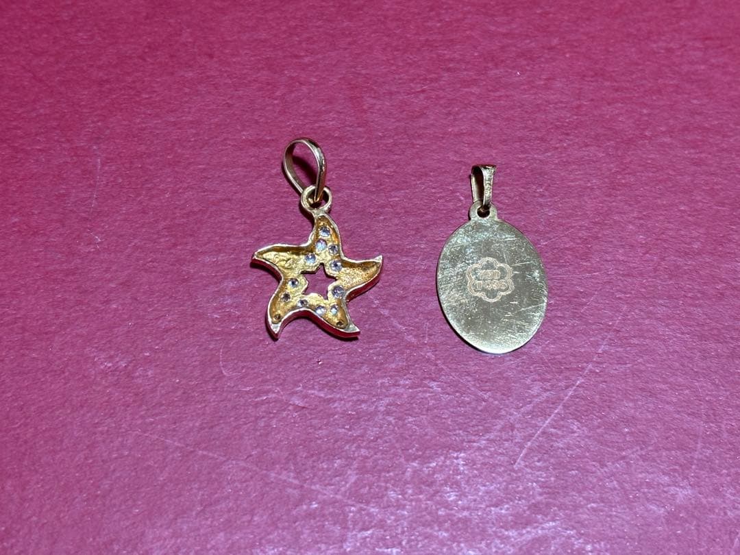 【中東土産】750ゴールド 18金　オーバルチャーム