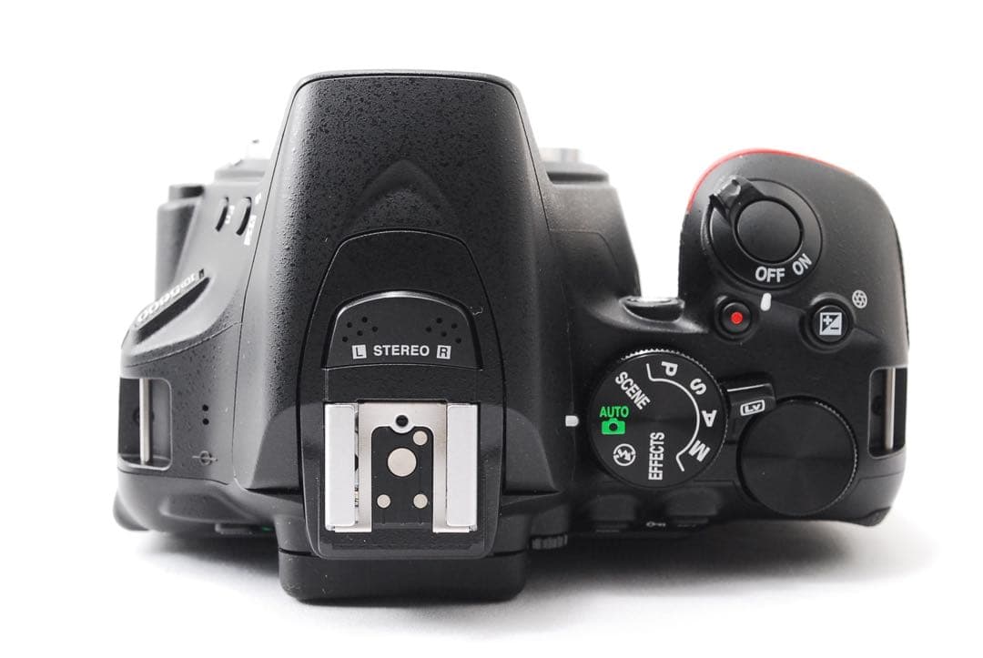 美品❤️Nikon D5600 ダブルレンズ❤️Wi-Fi搭載　スマホ転送　高画質