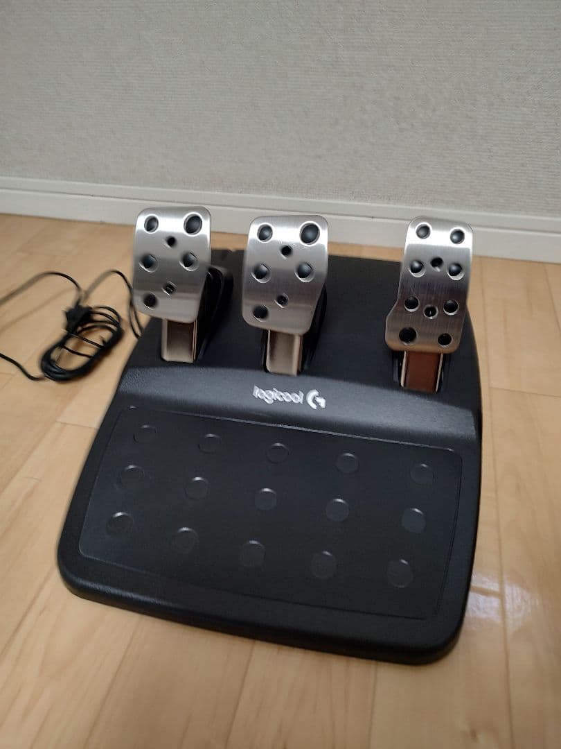 G29 ステアリングホイール