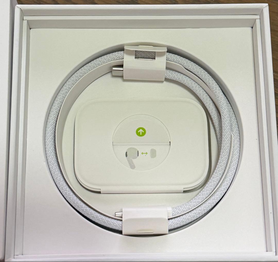 超美品 AirPods Pro 第2世代USB-C & MagSafeモデル