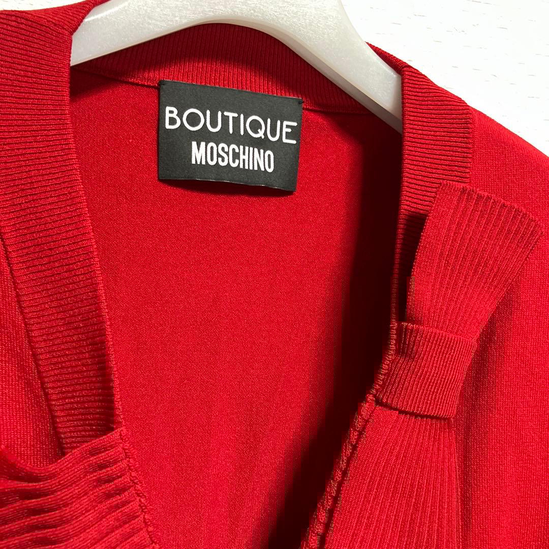 BOUTIQUE MOSCHINOプリーツフリル・リボン付きレッドカーディガン