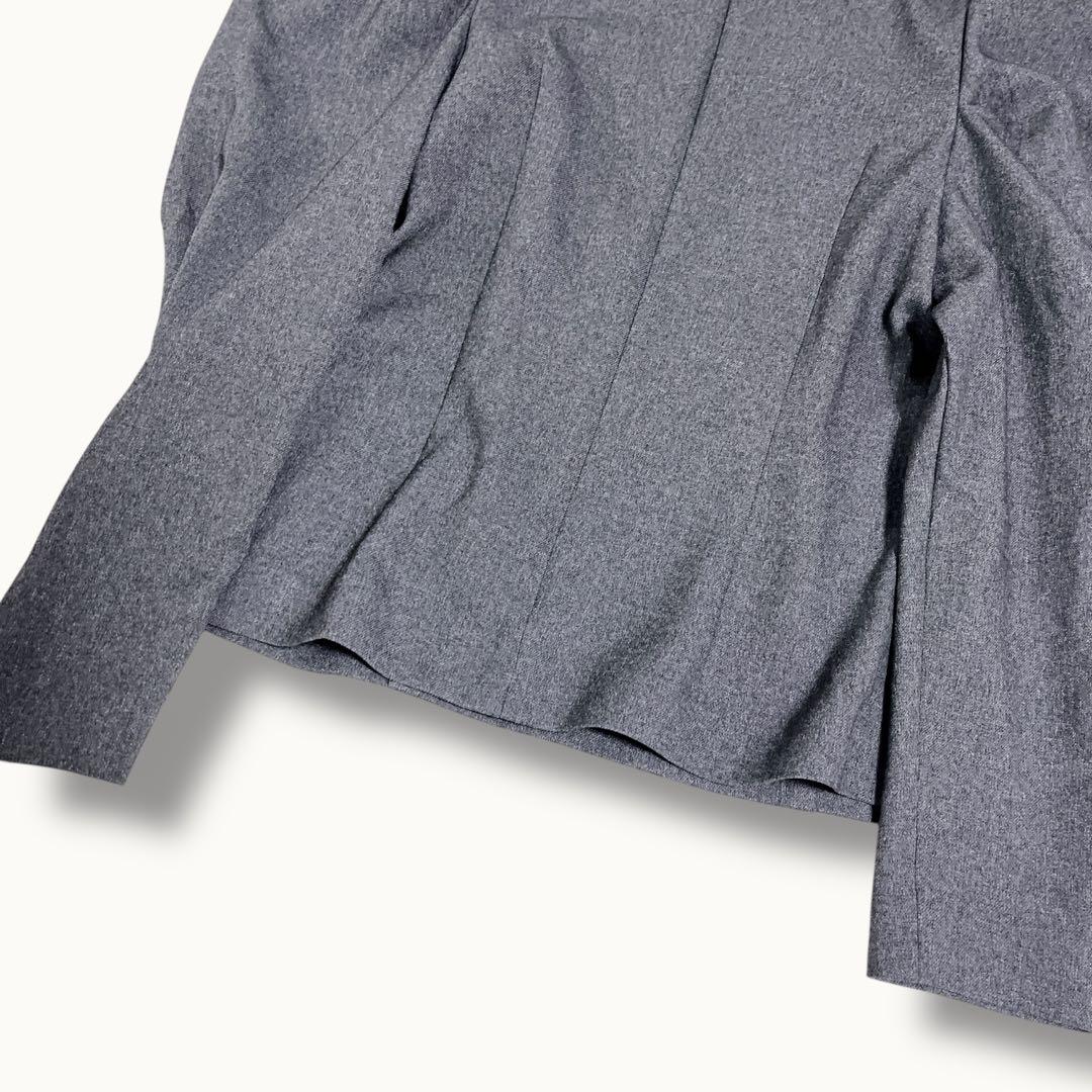 【専用】とんがりトップス　グレー　パフスリーブ　長袖 サイズ2