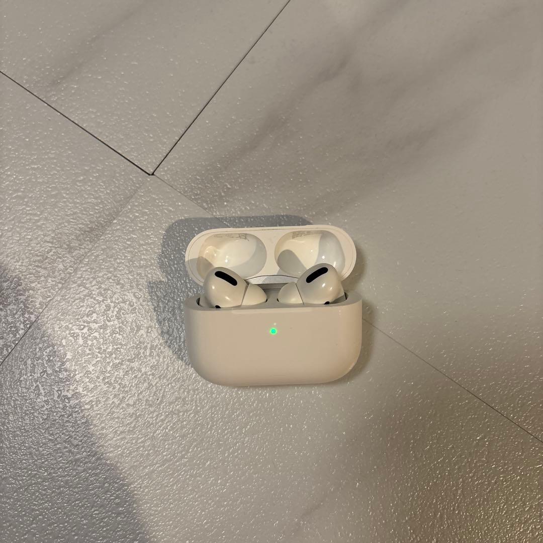 【Apple】AirPods Pro 【本体＋箱】
