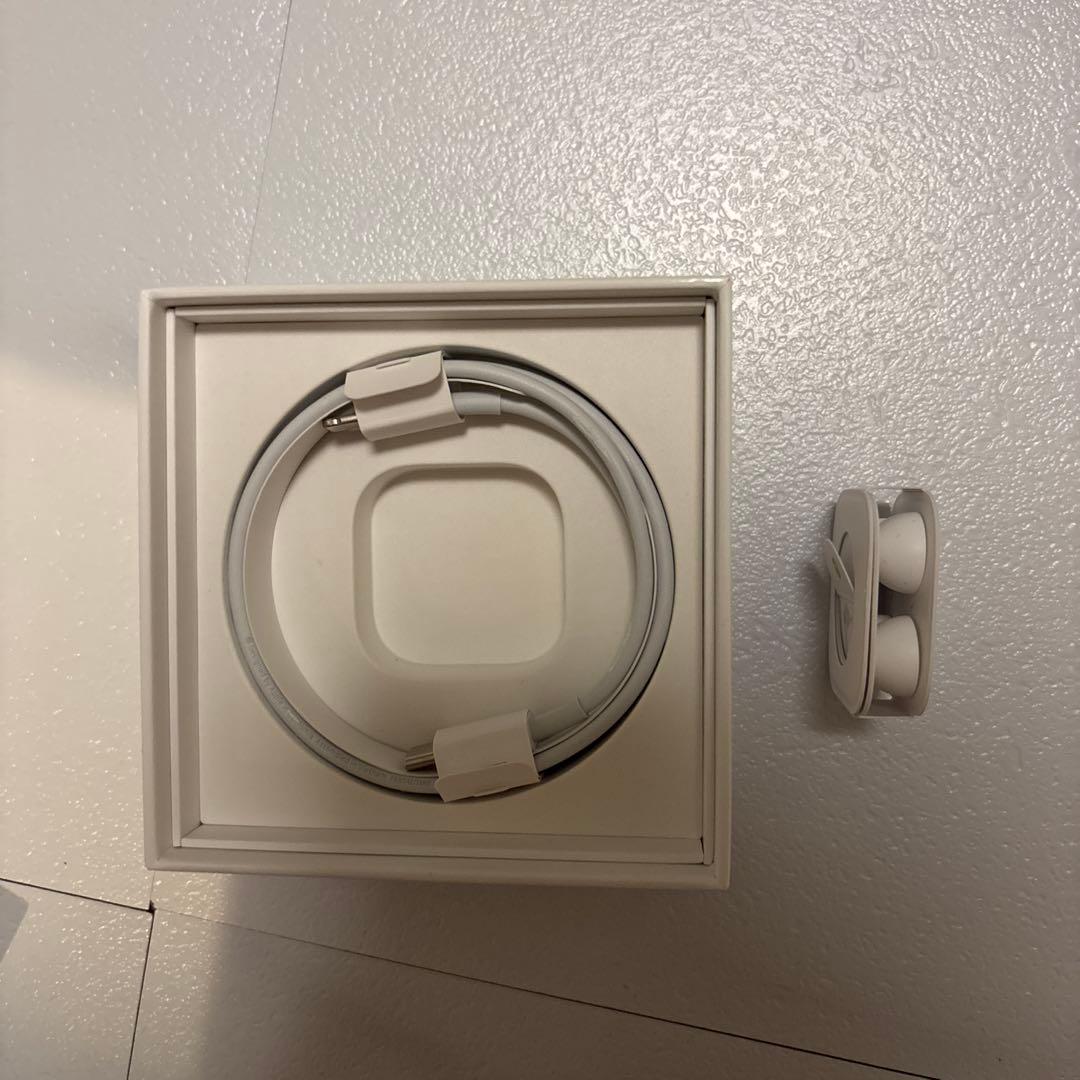 【Apple】AirPods Pro 【本体＋箱】