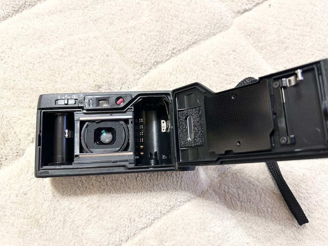 楽一番公式アカウント31　RICOH GR1v リコー　 液晶表示難あり