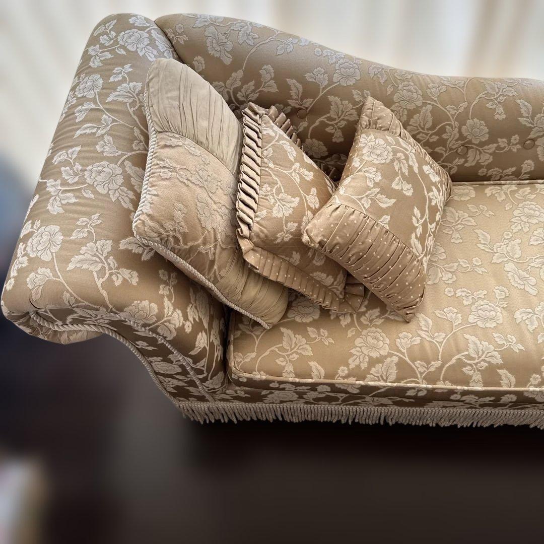 【出品8/20迄☆】姫系　ソファ　ヘアルーム クッション3個付