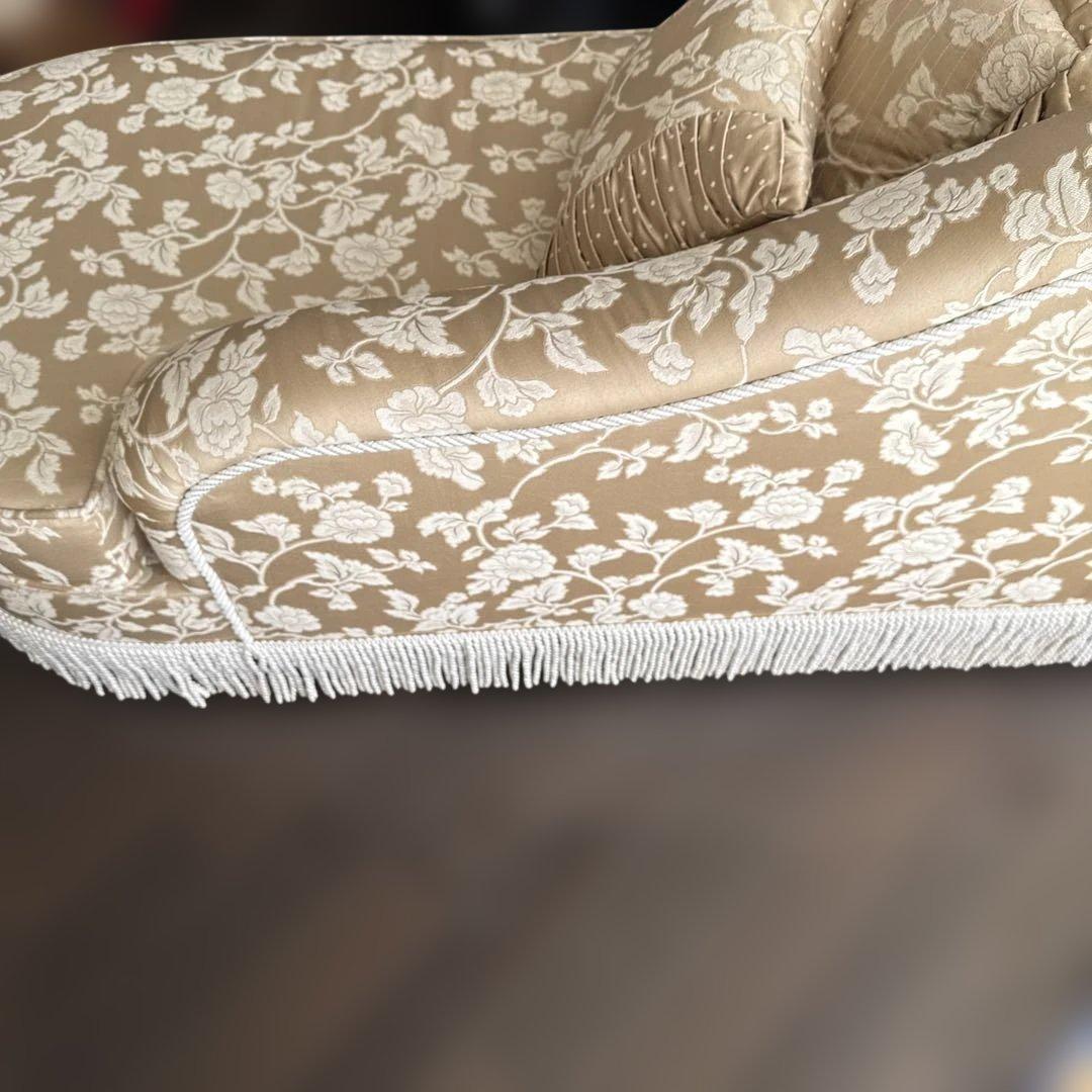 【出品8/20迄☆】姫系　ソファ　ヘアルーム クッション3個付