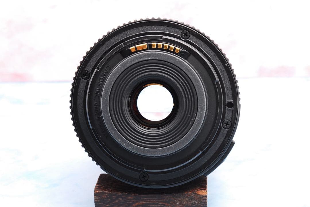 キャノン Kiss X7✨小型＆軽量で持ち運びラクラク✨一眼レフカメラ