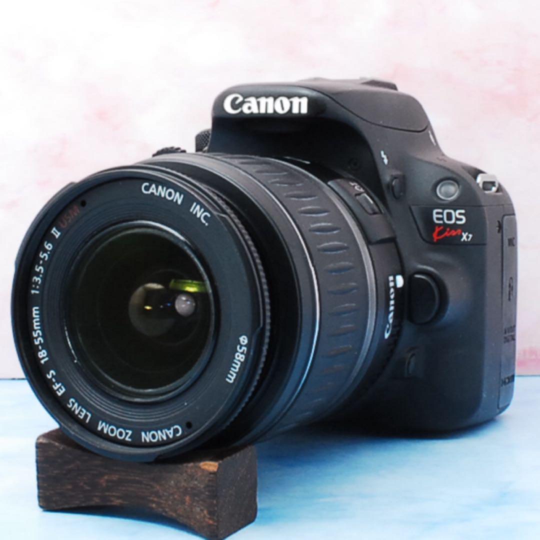 キャノン Kiss X7✨小型＆軽量で持ち運びラクラク✨一眼レフカメラ