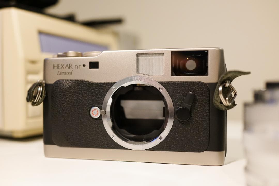 フィルムカメラ Konica HEXAR RF Limited + Zeiss ZM 35 F2