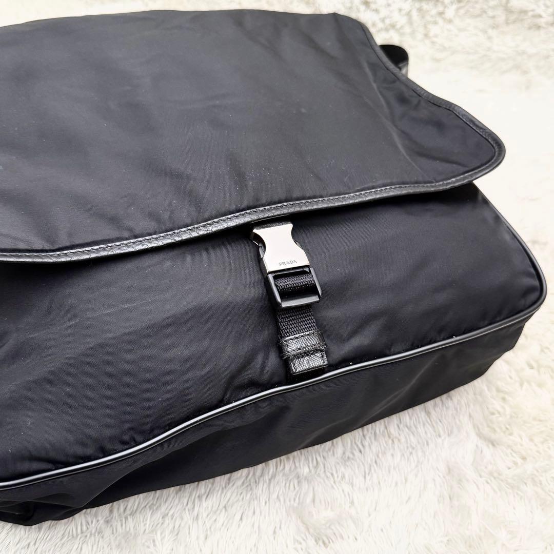 PRADAプラダ テスート 黒 メッセンジャーバッグ 三角ロゴ サフィアーノ