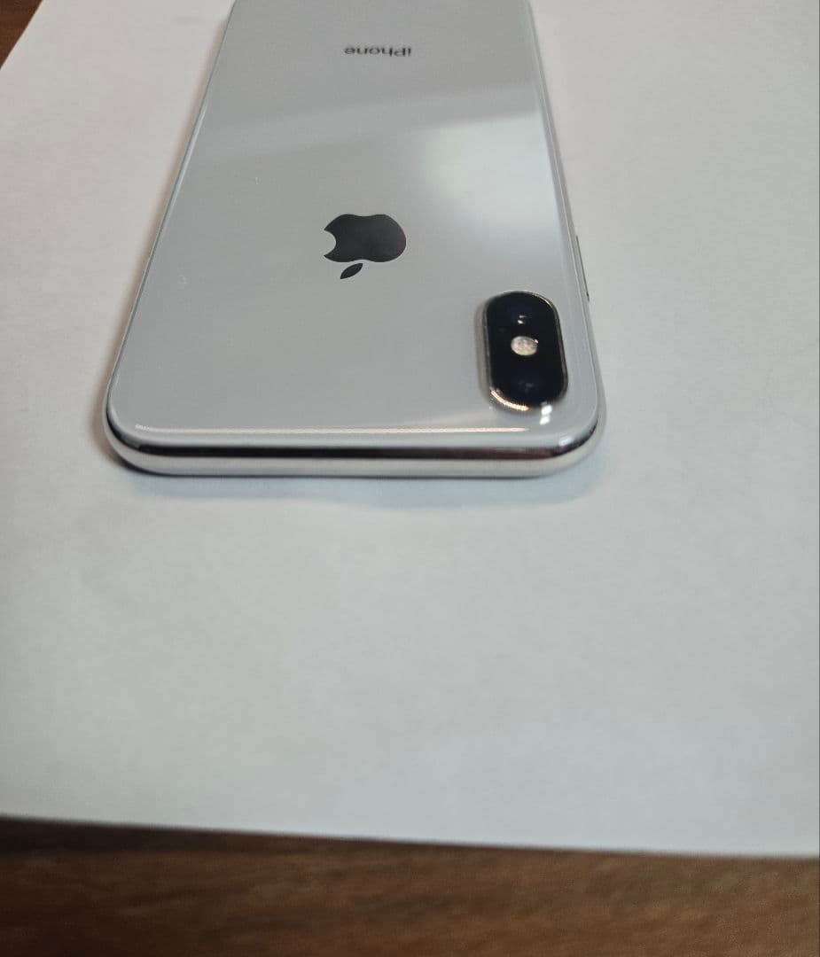 N*！様 【au】Apple iPhone X シルバー 256GB 電池容量9