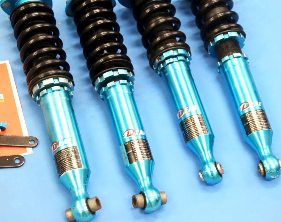 高校生　クラウン AWS210 GRS200 GRS204 車高調