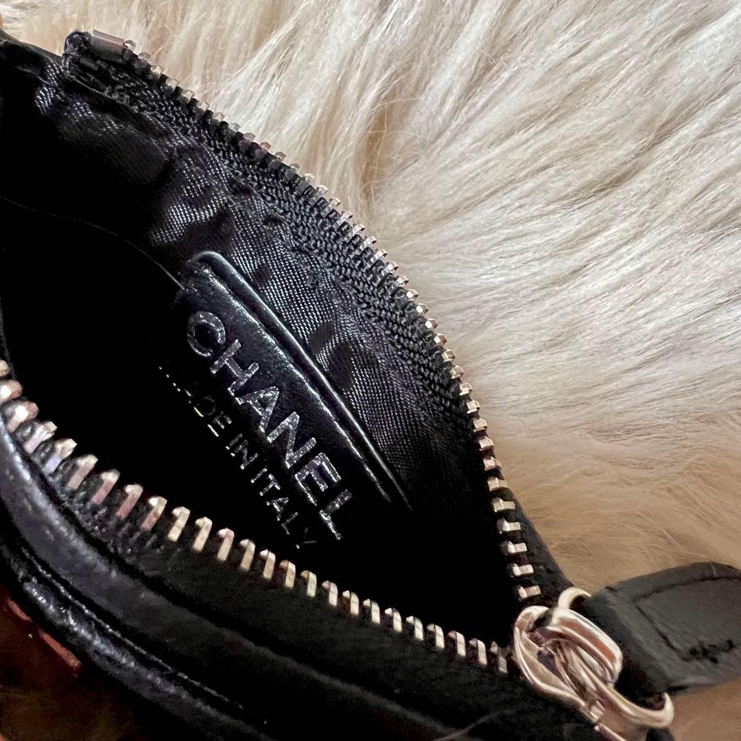 新品♡ ノベルティ ブラック ケース フラグメントケース