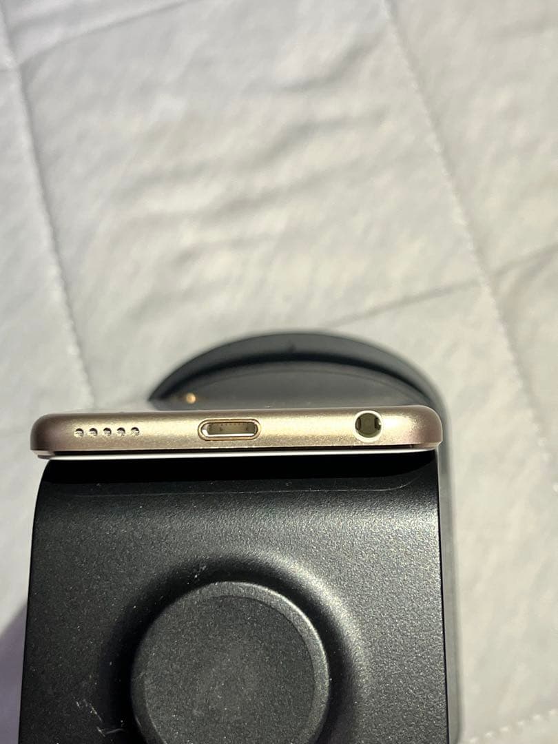 iPod touch6 32GB 未使用に近い　使用日数10日iOS10.3.2