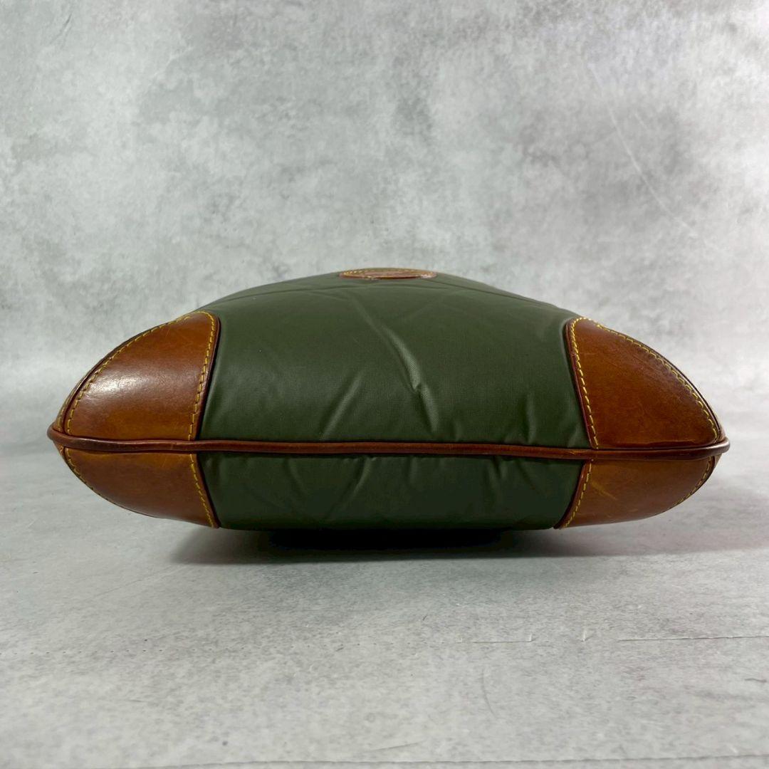 HUNTING WORLD バチューサー ショルダーバッグ 長さ調整 緑