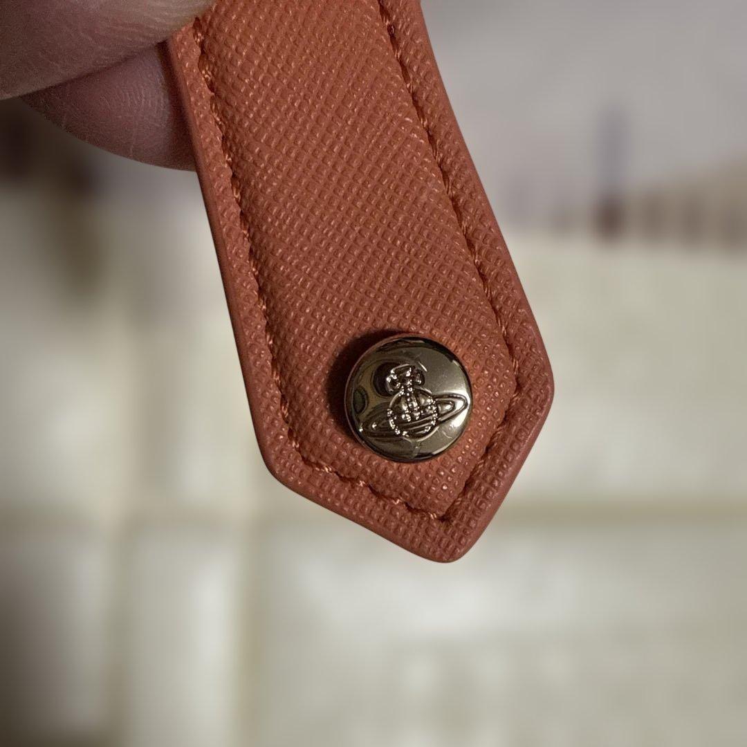 新品ヴィヴィアンウエストウッド 長財布 オレンジ 箱付き