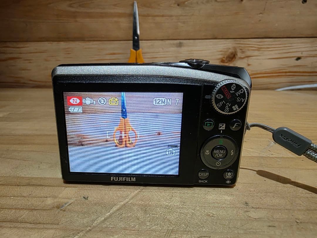 FUJIFILM デジタルカメラ FINEPIX F50fd シルバー