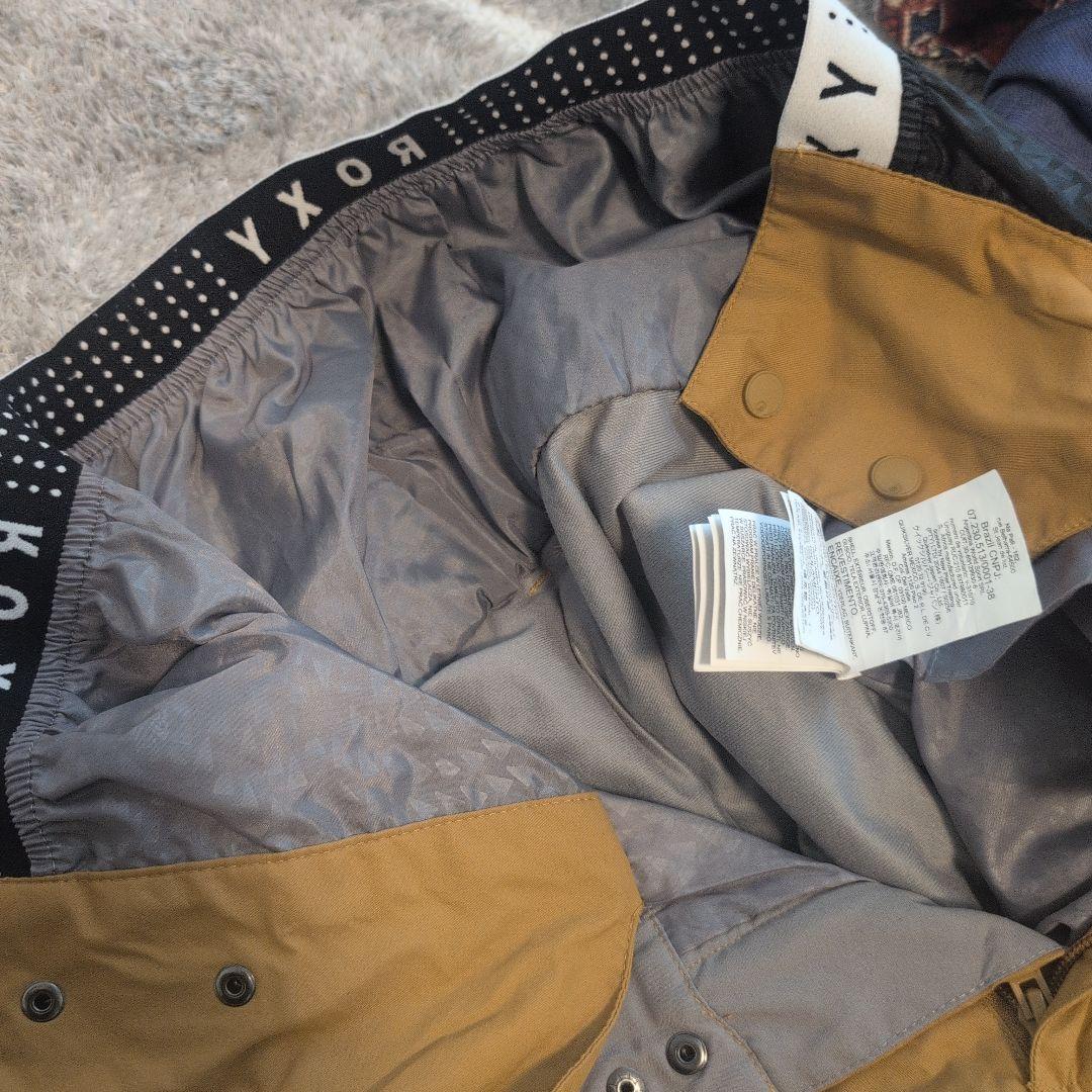 【値下げしました】ROXY スノーボードウェア ベストとパンツセット