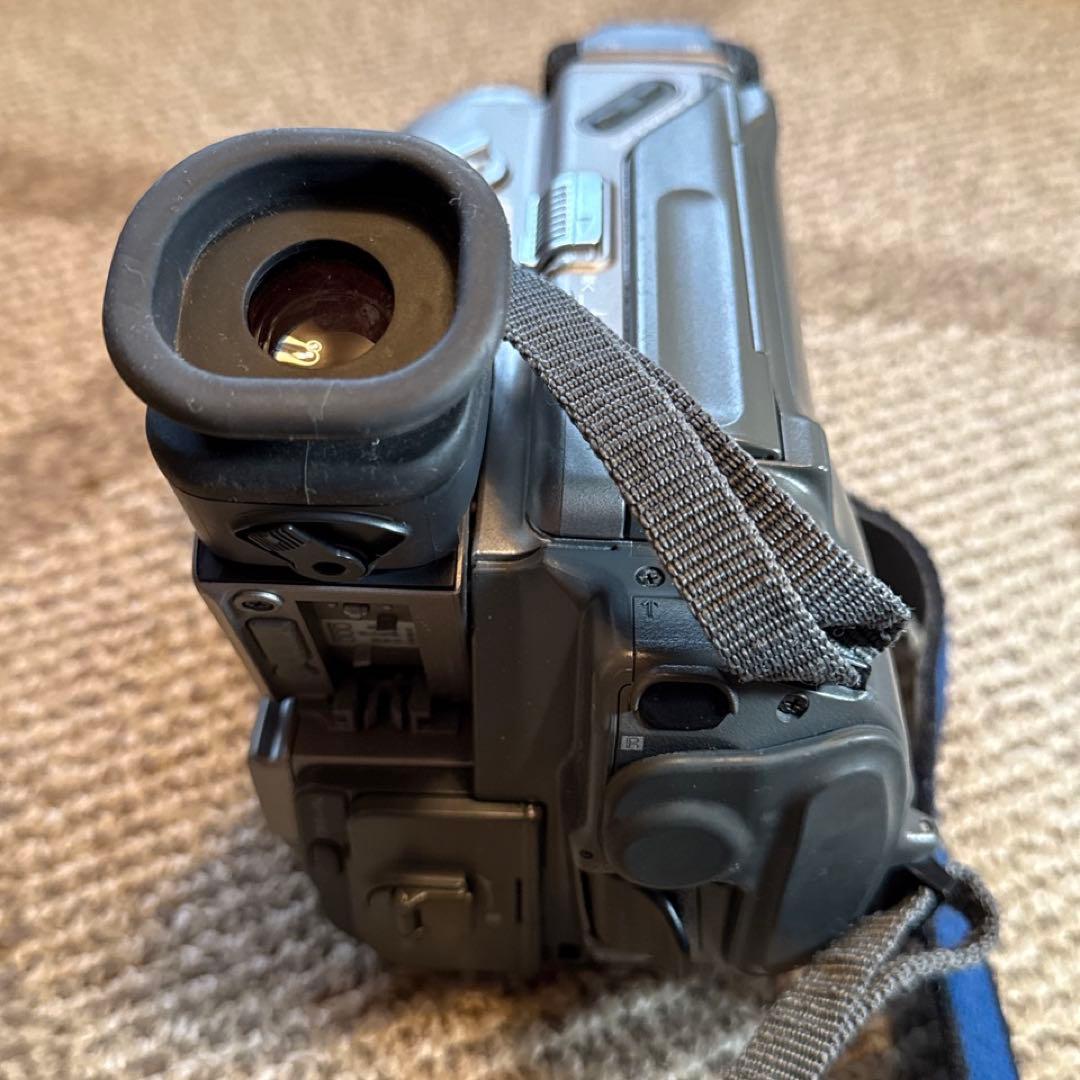 美品・動作良好 VideoHi8ソニーCCD-TR2 高画質8ミリビデオカメラ