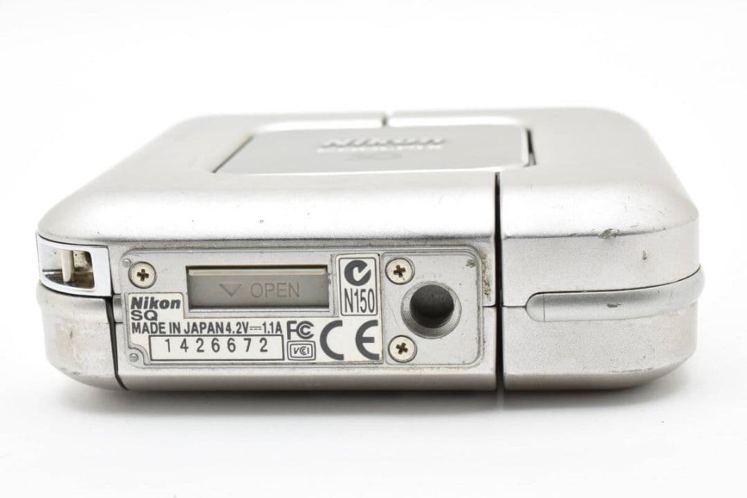 Nikon COOLPIX SQ　ニコン　クールピクス