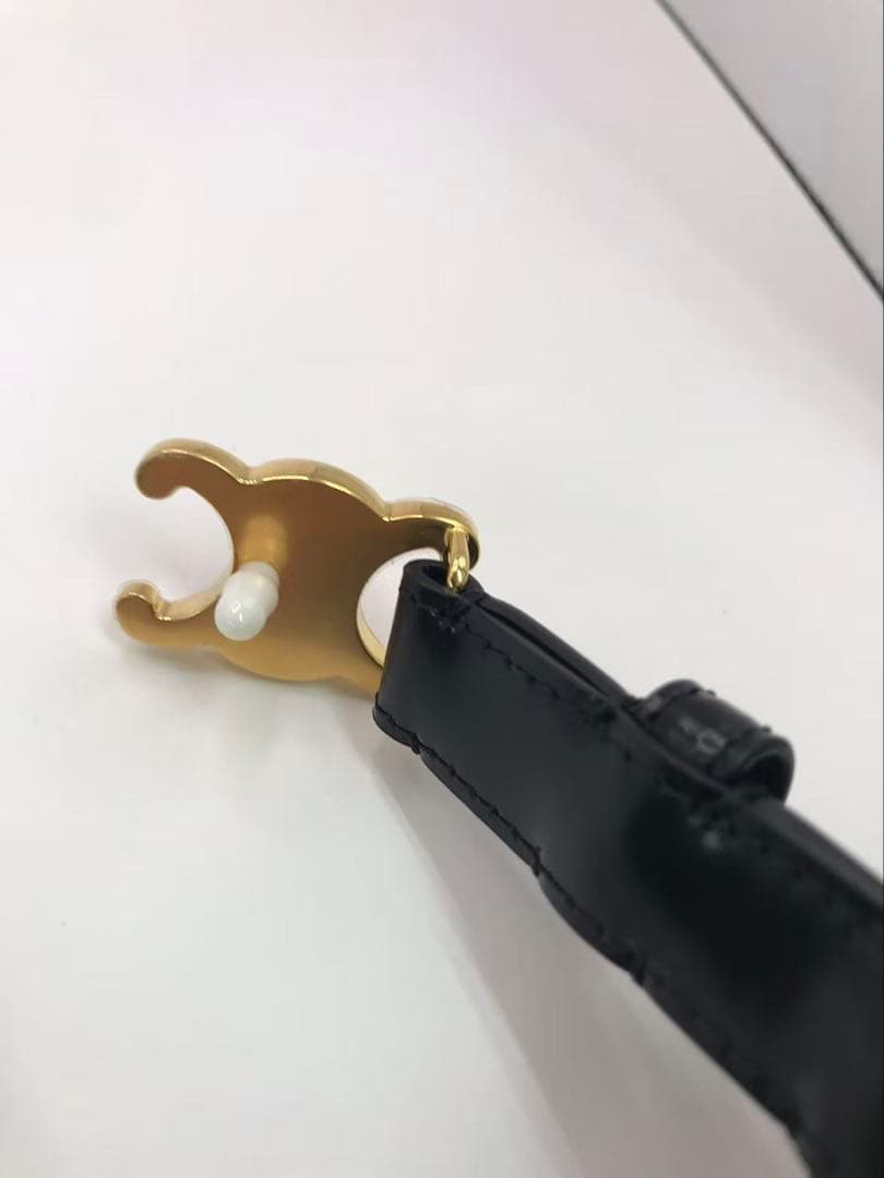 セリーヌ ベルト トリオンフ ゴールド金具 黒サイズ80 レザー保存袋