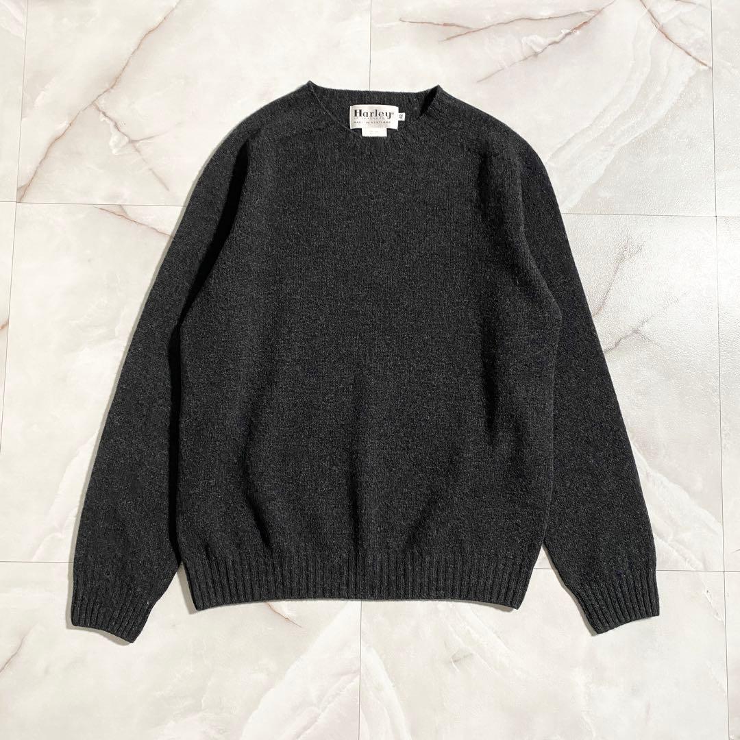 A18401 美品 ハーレーオブスコットランド シェットランドニット 濃灰42