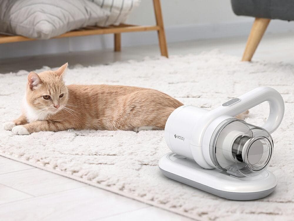 本日限定✨布団クリーナー コードレス 1.2kg超軽量 布団掃除機　ダニ退治