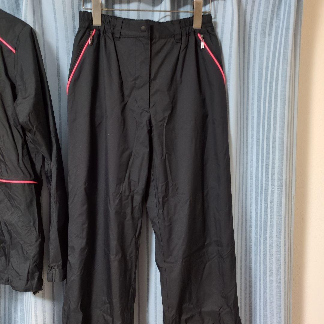 レオナールスポーツ　レインコート 上下　ブラック　M〜Ｌの方に