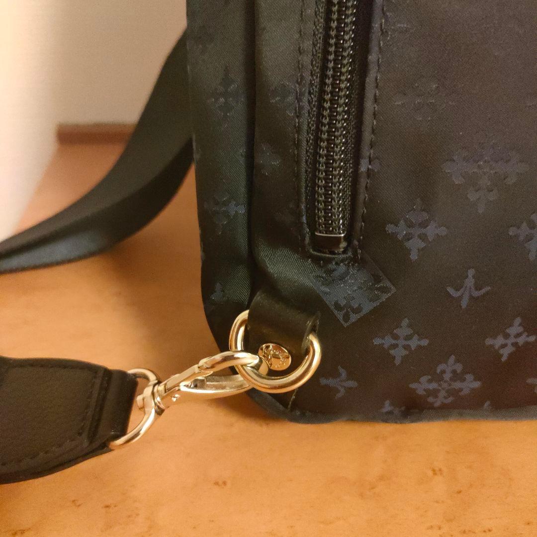 【春のお散歩に】ラシット　ボディバッグ　ラシット russet トラベルシリーズ