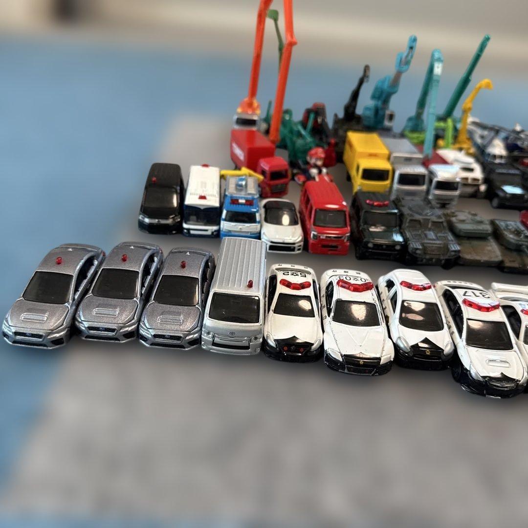 早い者勝ち　トミカ　まとめ売り　150台　レアあり　ロング多数　パトカー　カーズ