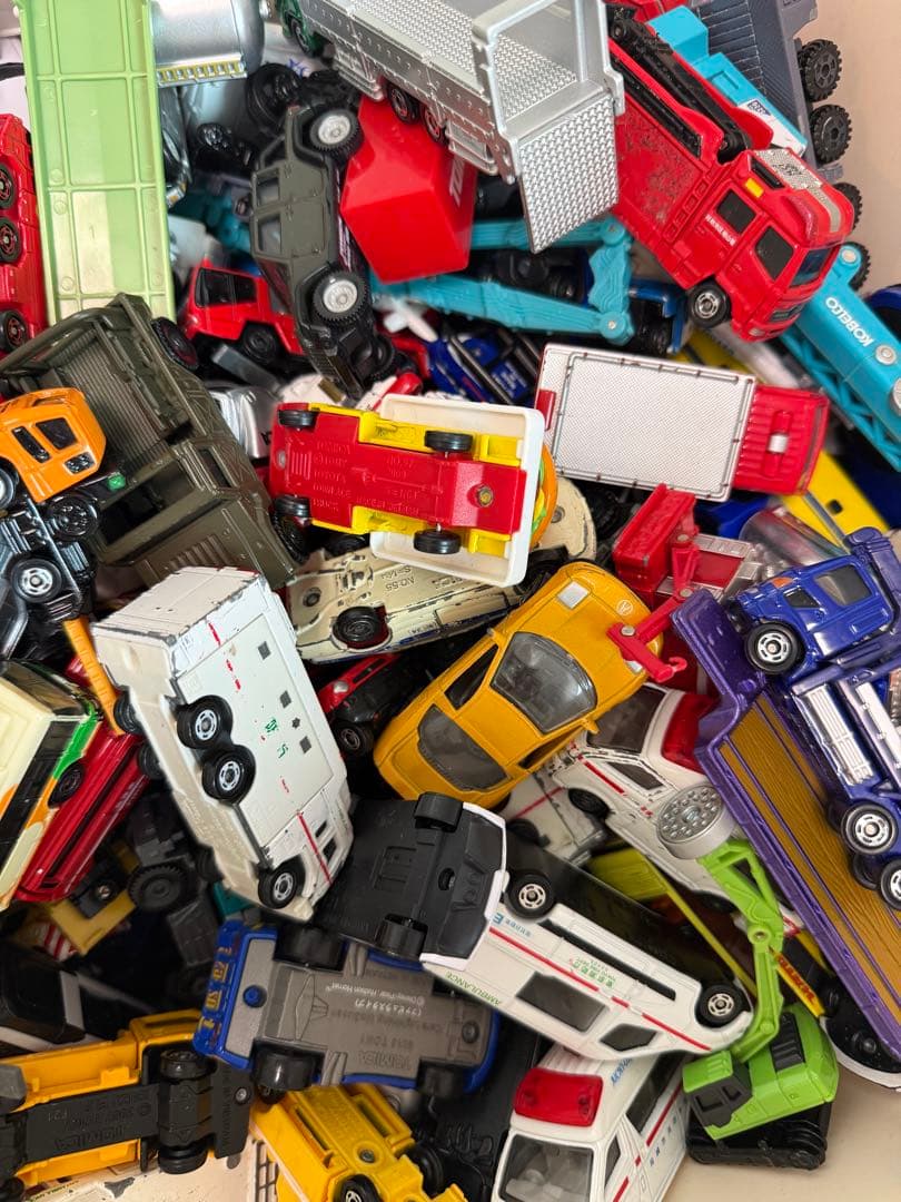 早い者勝ち　トミカ　まとめ売り　150台　レアあり　ロング多数　パトカー　カーズ