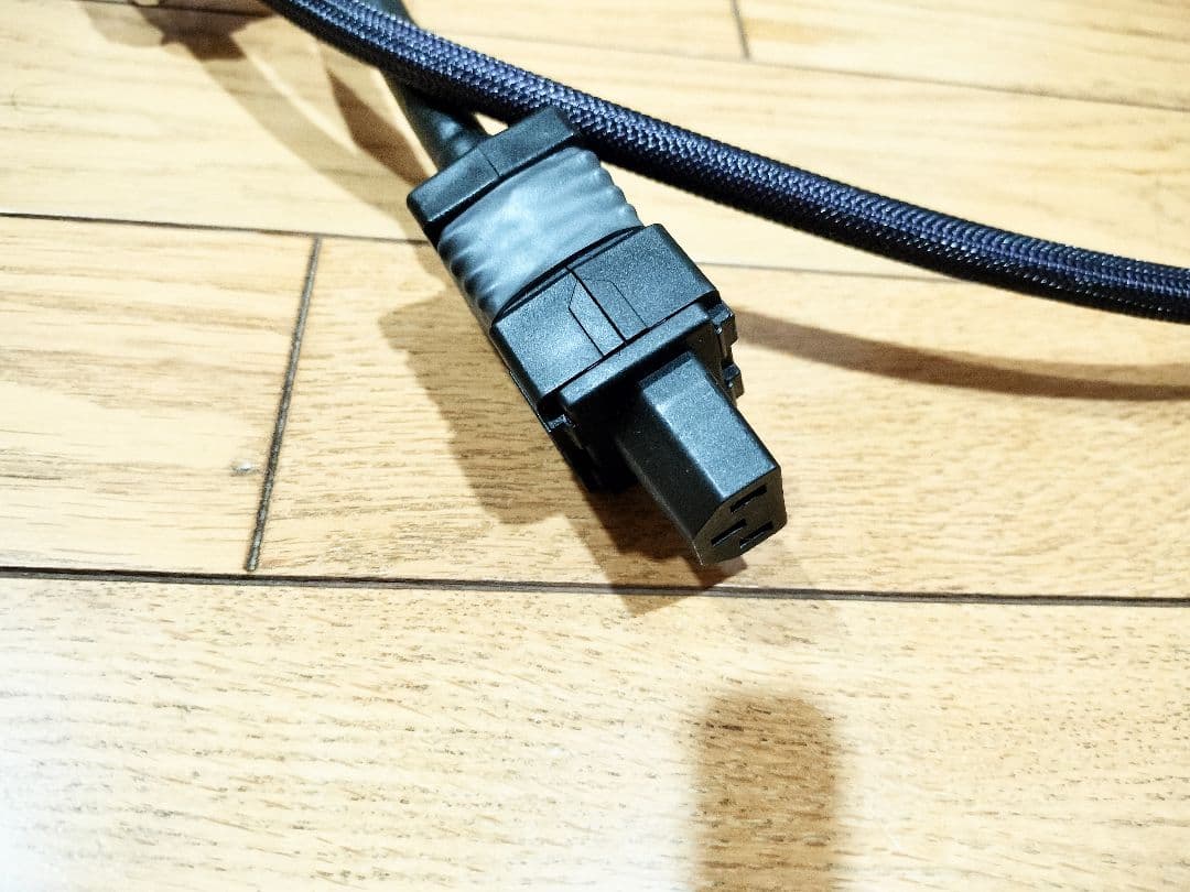 Acoustic Revive SPC-REFERENCE 自作電源ケーブル