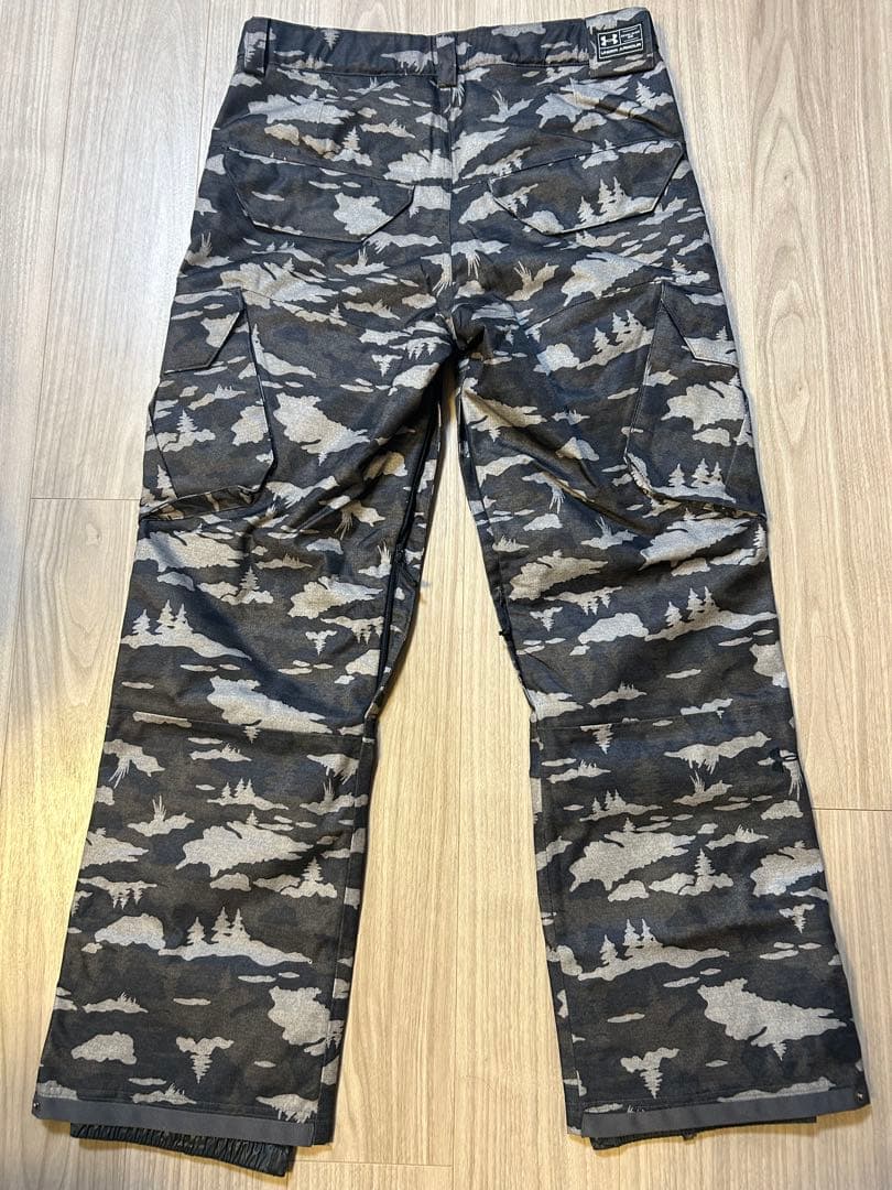 『早い者勝ち￼！！！』UNDER ARMOUR スキーウェア上下セット